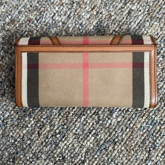 Burberry Tan and Black Wallet with Classic Check Design - Picture 2 of 15